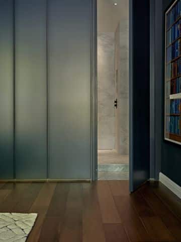 hidden door in wardrobe to ensuite.