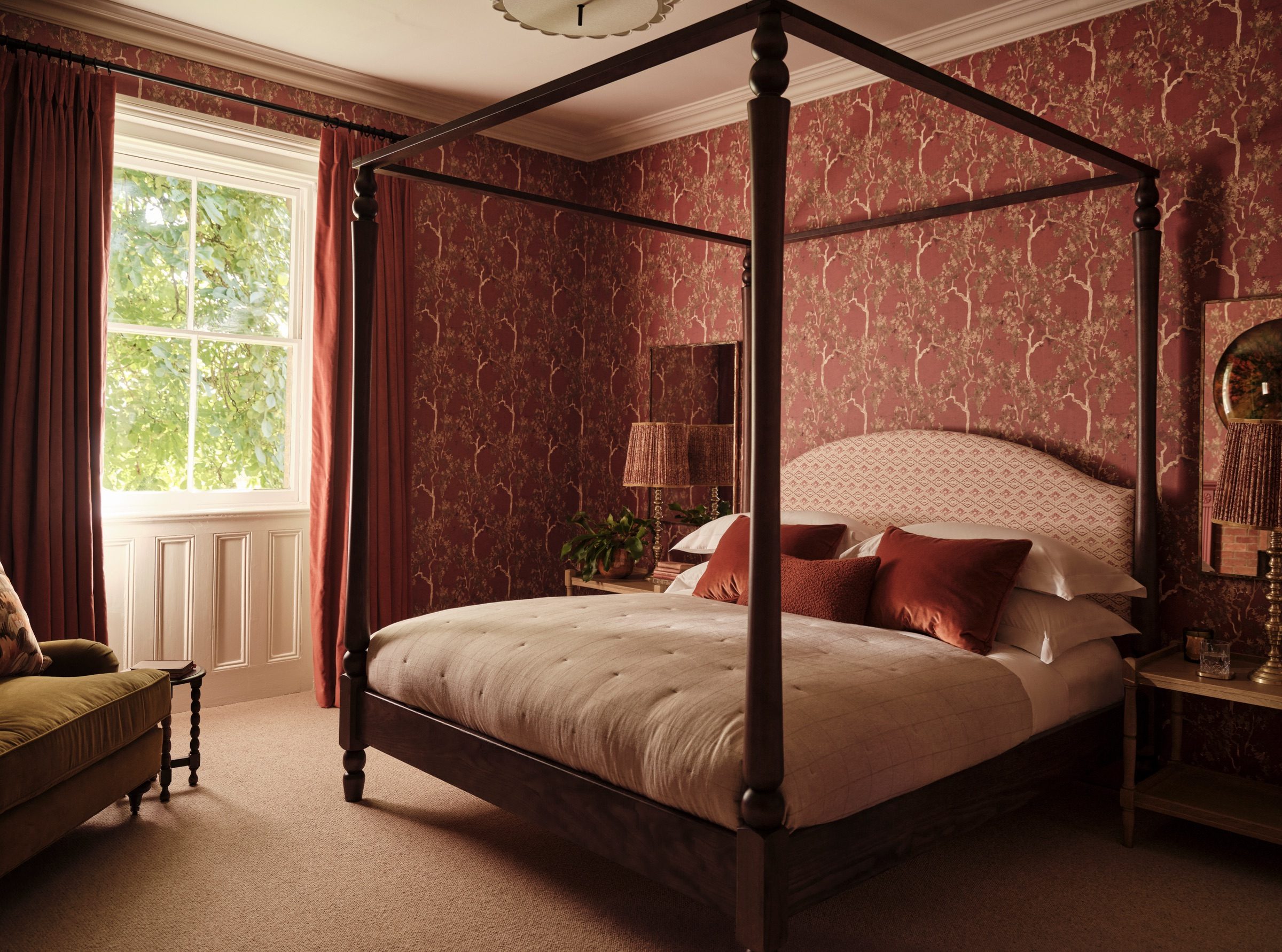 Crafting enhanced and superior commercial interiors in Buckinghamshire