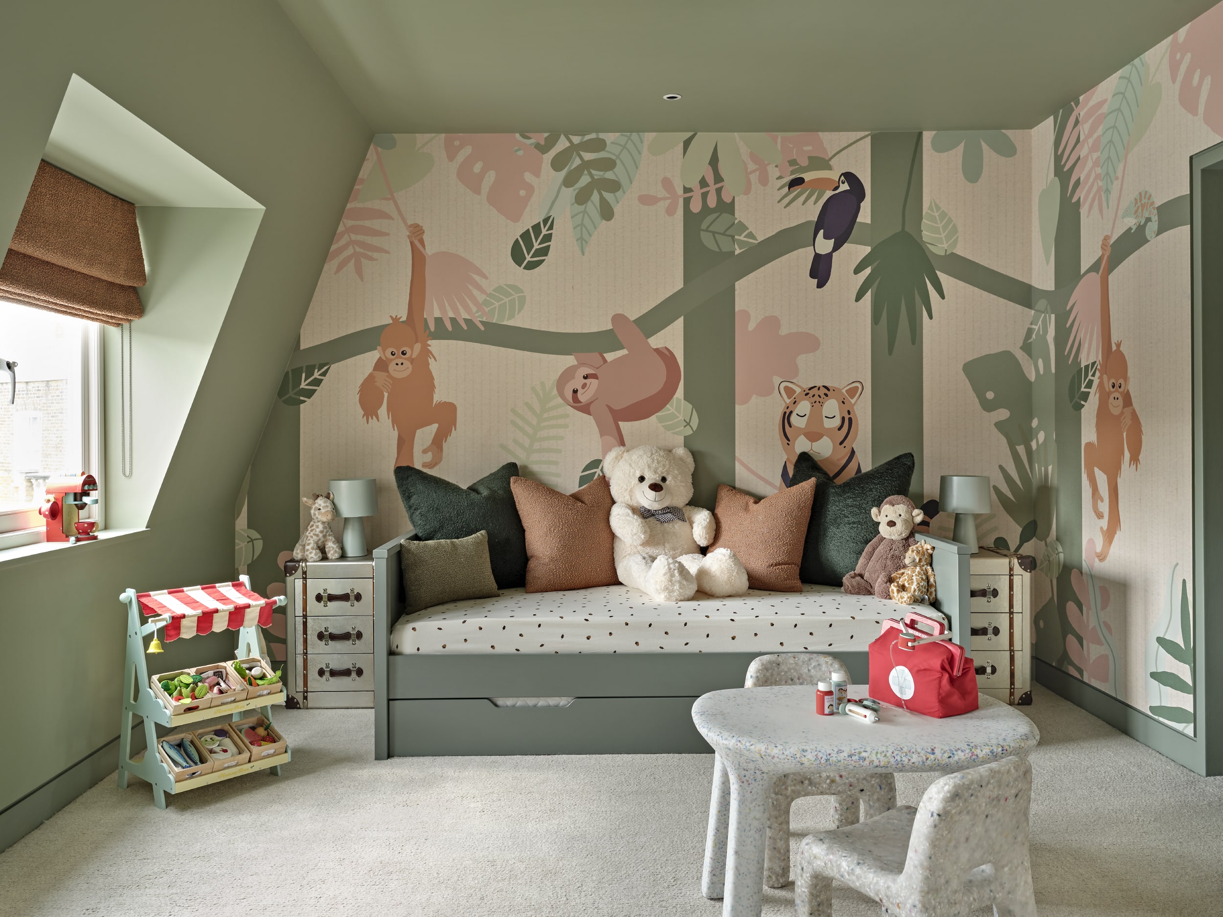 Luxury children's bedroom, with buddies wallpaper.