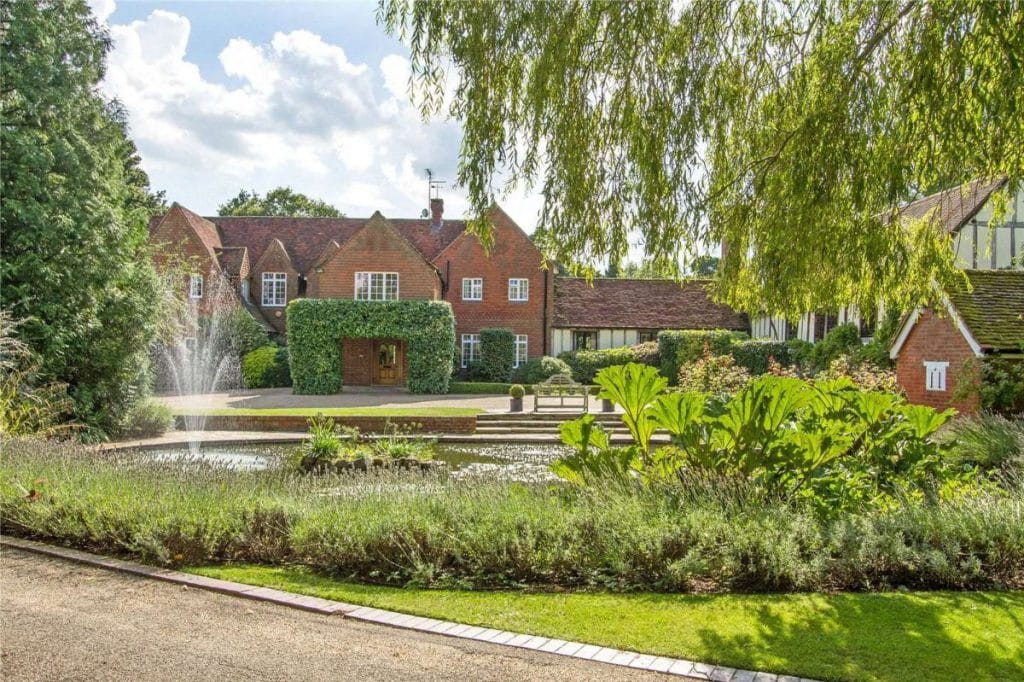 Savills Luxury Countryside Property in Mayes Lane, West Sussex